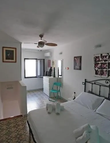 Casa R&r * Шакка